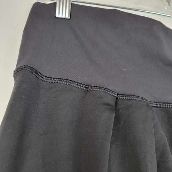 COPY - Lululemon Harem Crop Pants Size 10 - Picture 9 of 10
